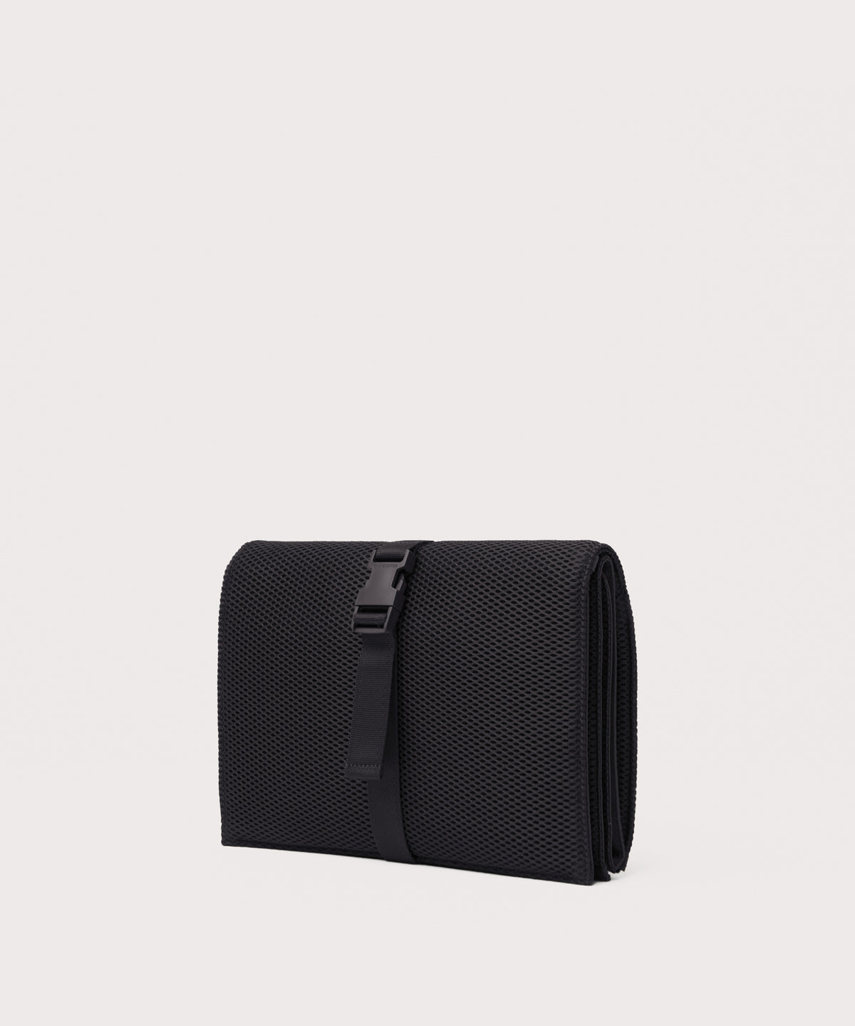 Joey Changing Kit in Onyx